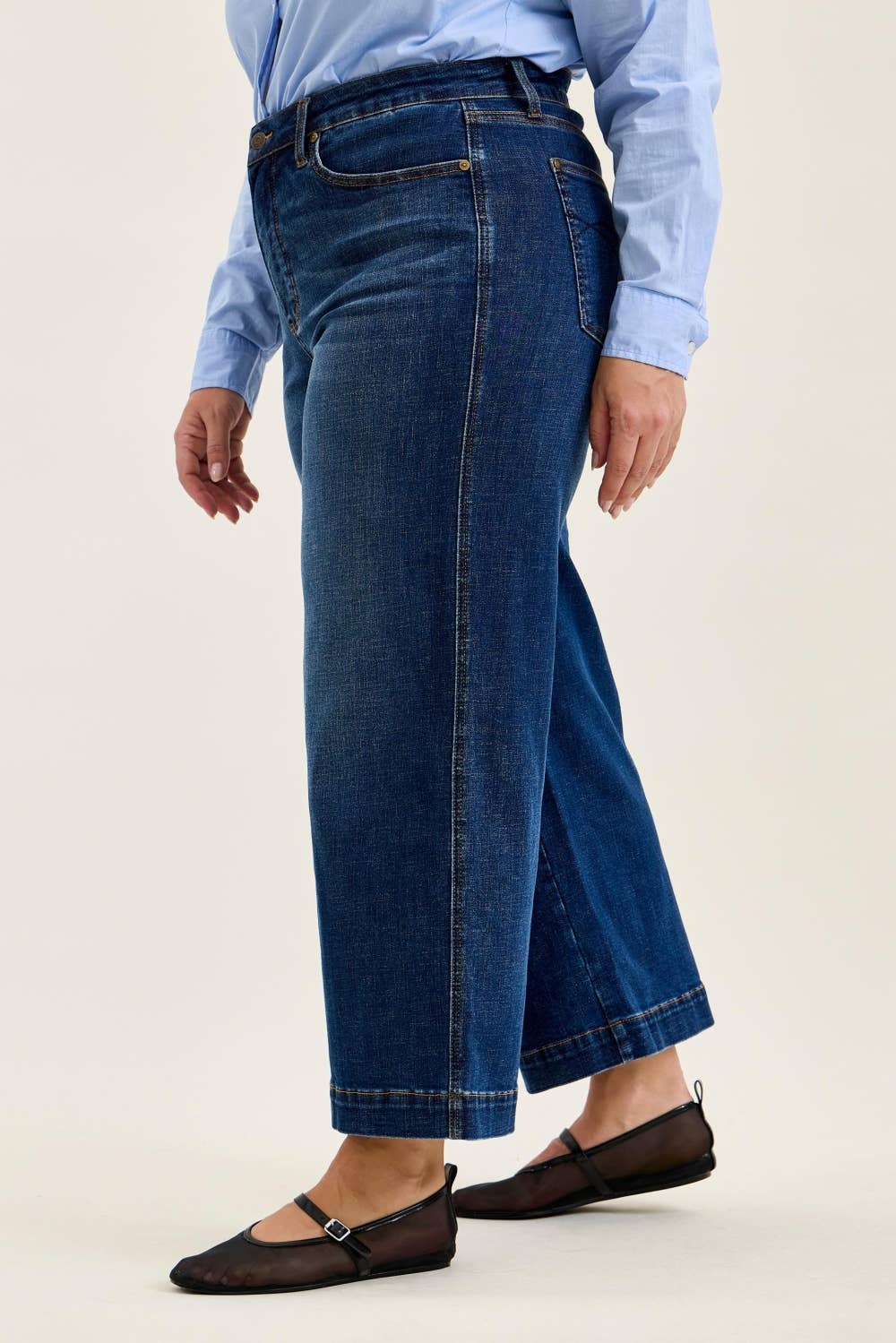 Claudia Ankle Wide Jeans