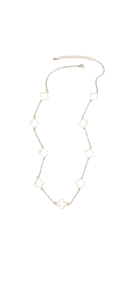 Hollow Clover Necklace