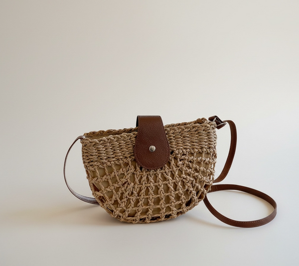 Hollow Out Design Straw Bag
