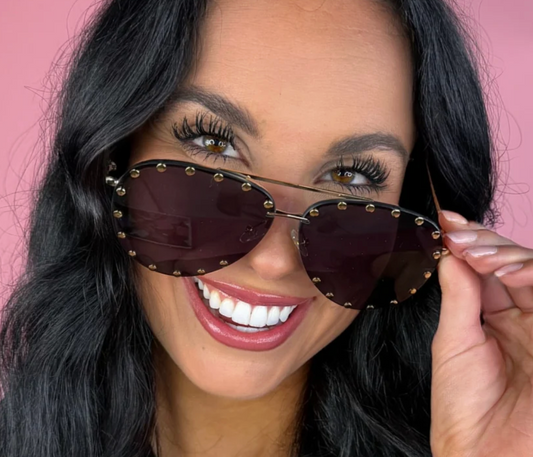 Showstopper Stud Sunnies