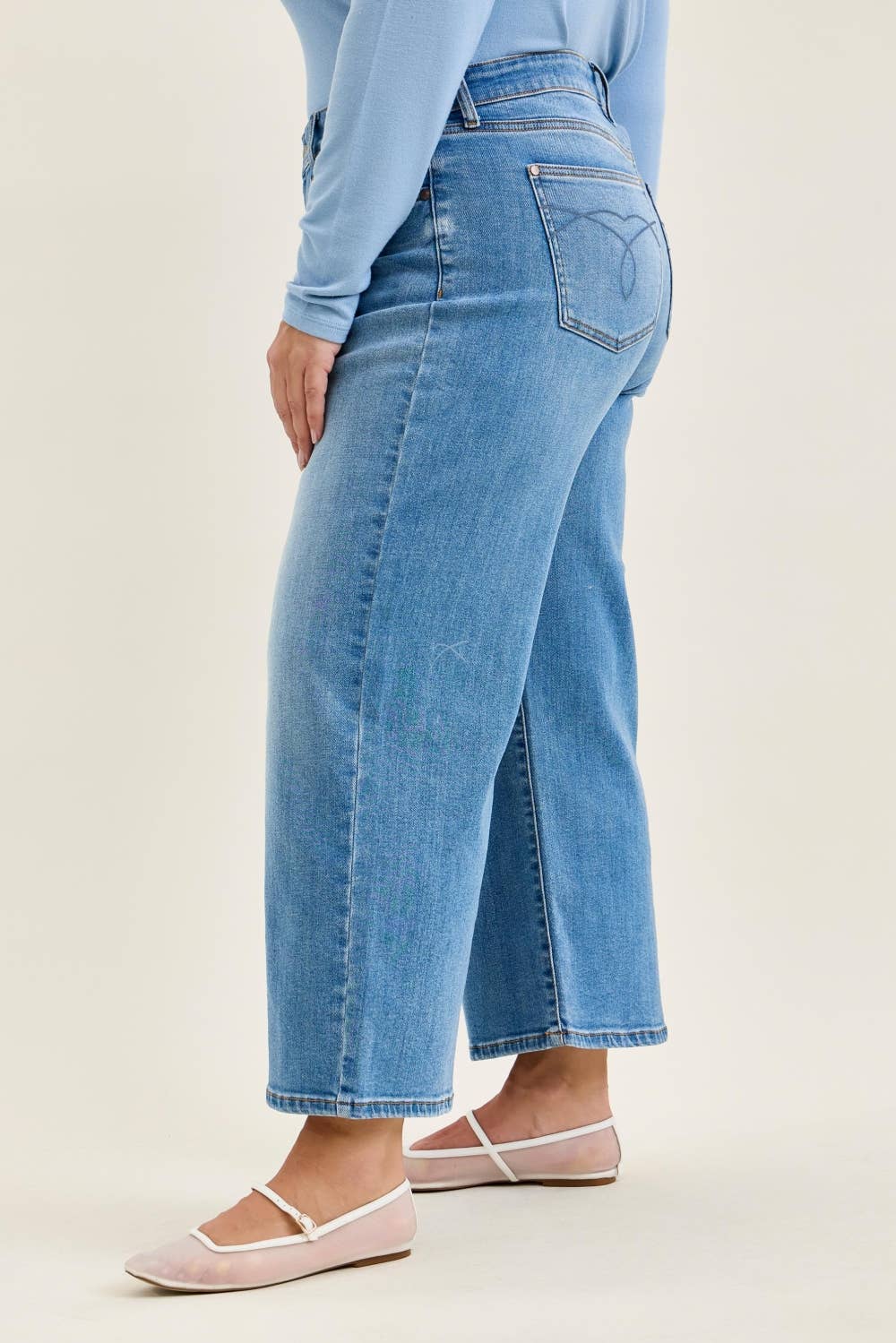 Claudia Ankle Wide Jeans